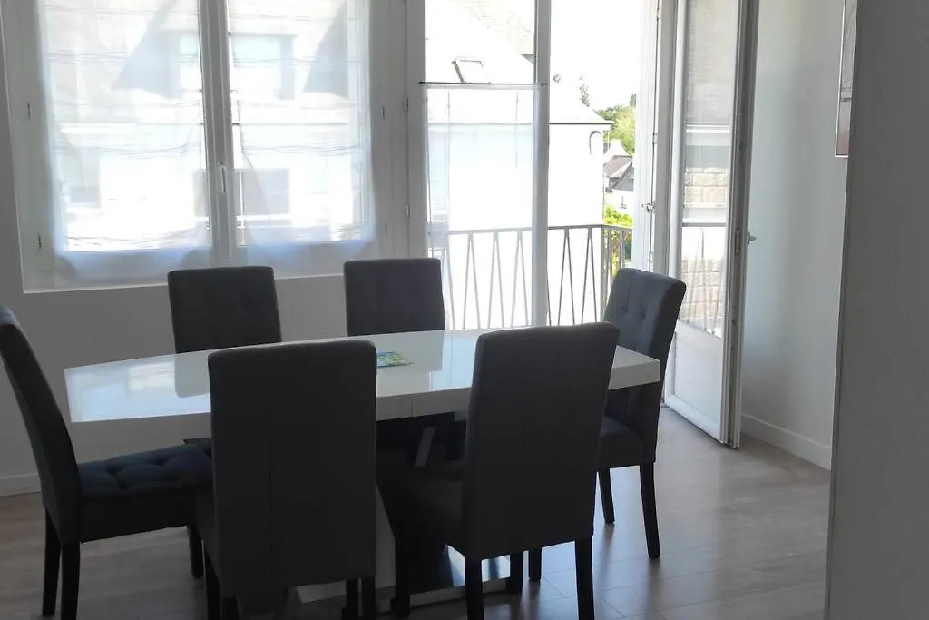 Appartement T3 Confortable Et Idealement Situe 콩카르노 아파트